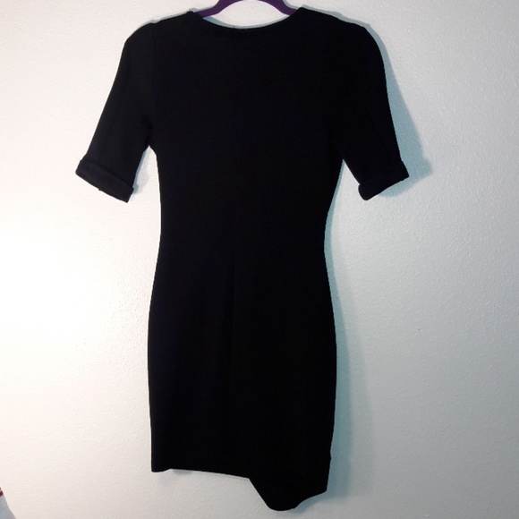 Black form fitting mini Dress - Picture 4 of 4